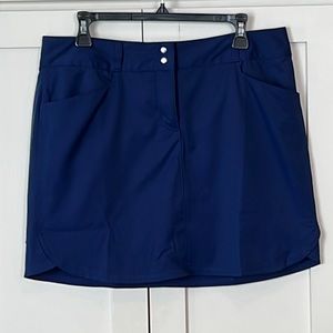 Women’s size 10 Adidas golf skort